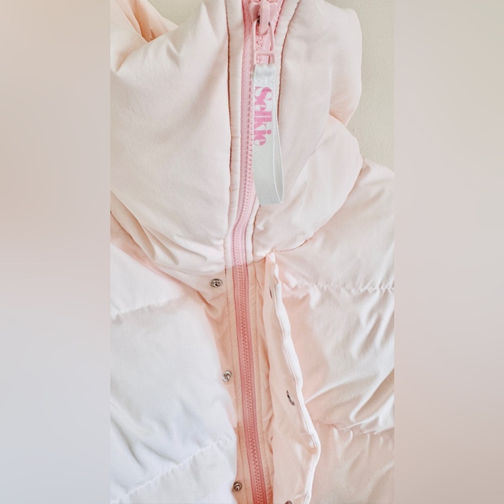 NWT Selkie Castle pink marshmallow puffer coat - Picture 14 of 16
